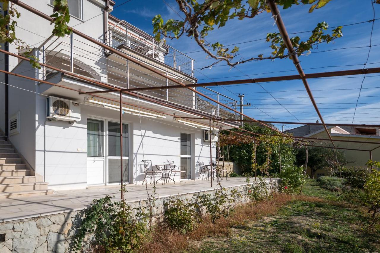Pikolo Apartments Omis Tice Exteriér fotografie